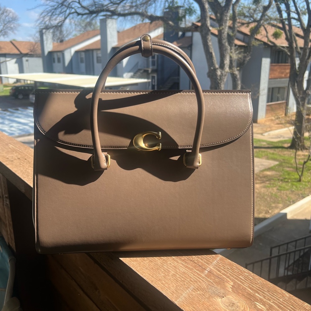 Coach broome carryall 36